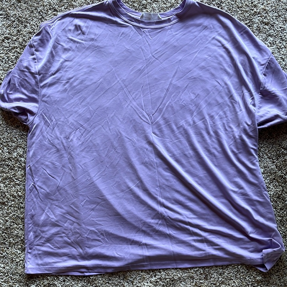 Oversized tee